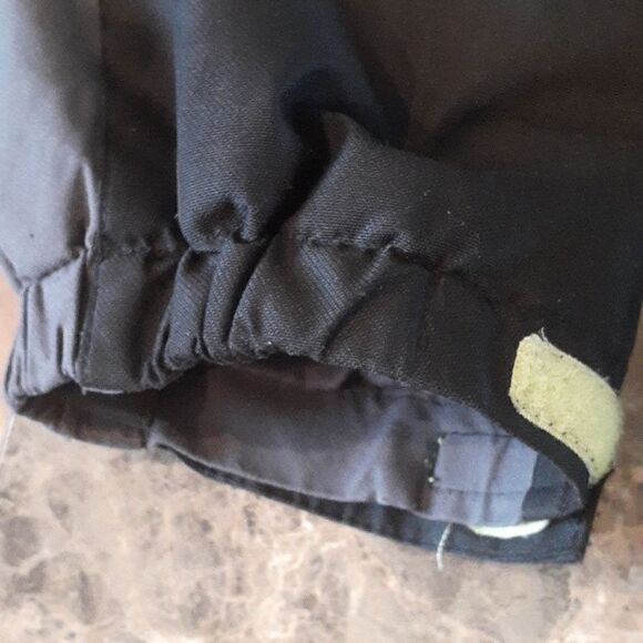 Swiss Tech unisex coat size YXL (14/16). - Picture 6 of 8